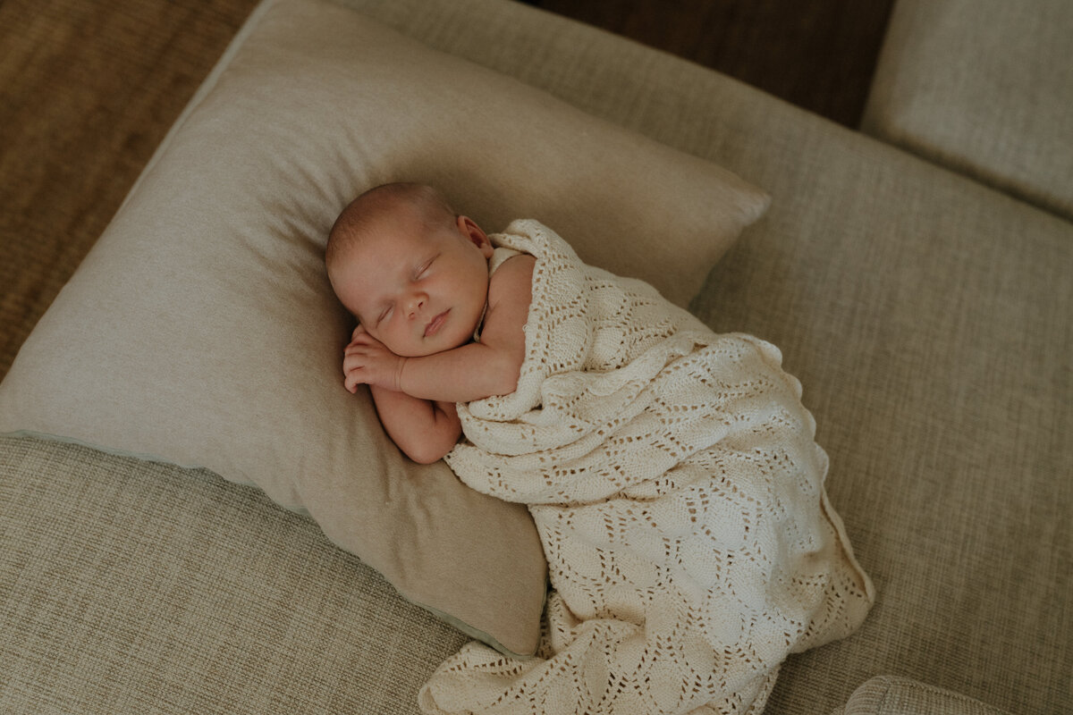 albury-wodonga-wangaratta-newborn-photographer_004