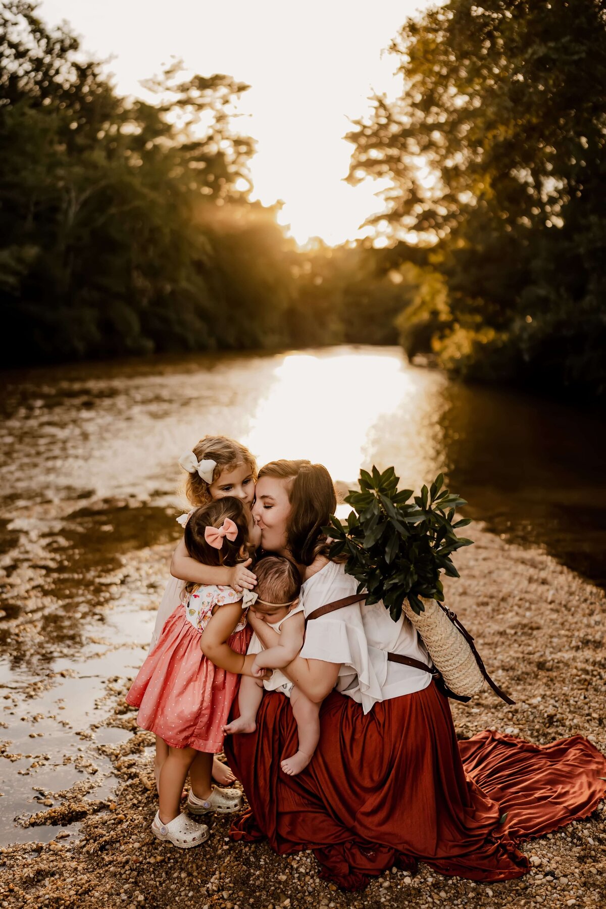 family-photo-of-mobile-al-newborn-photographer-deep-roots-photography (3)