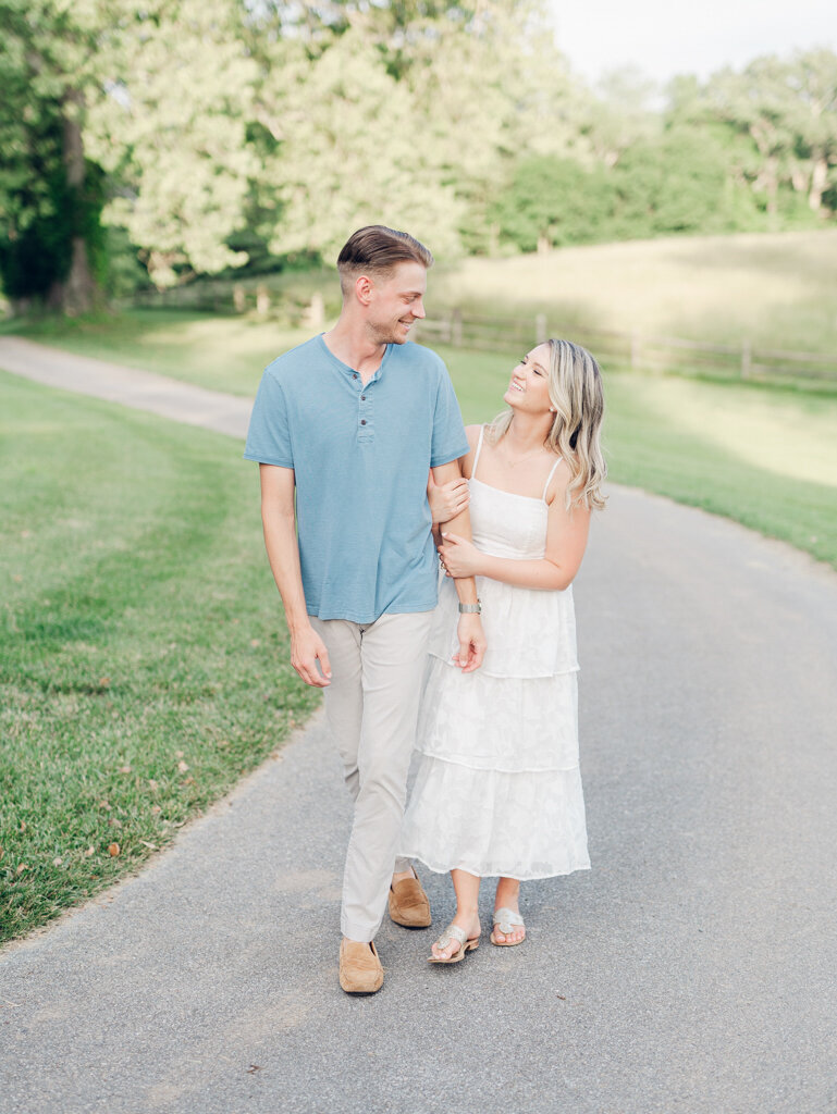 ColdSaturdayFrmEngagementSession-BaltimoreWeddingPhotographer-NicoleSimenskyPhotography-30