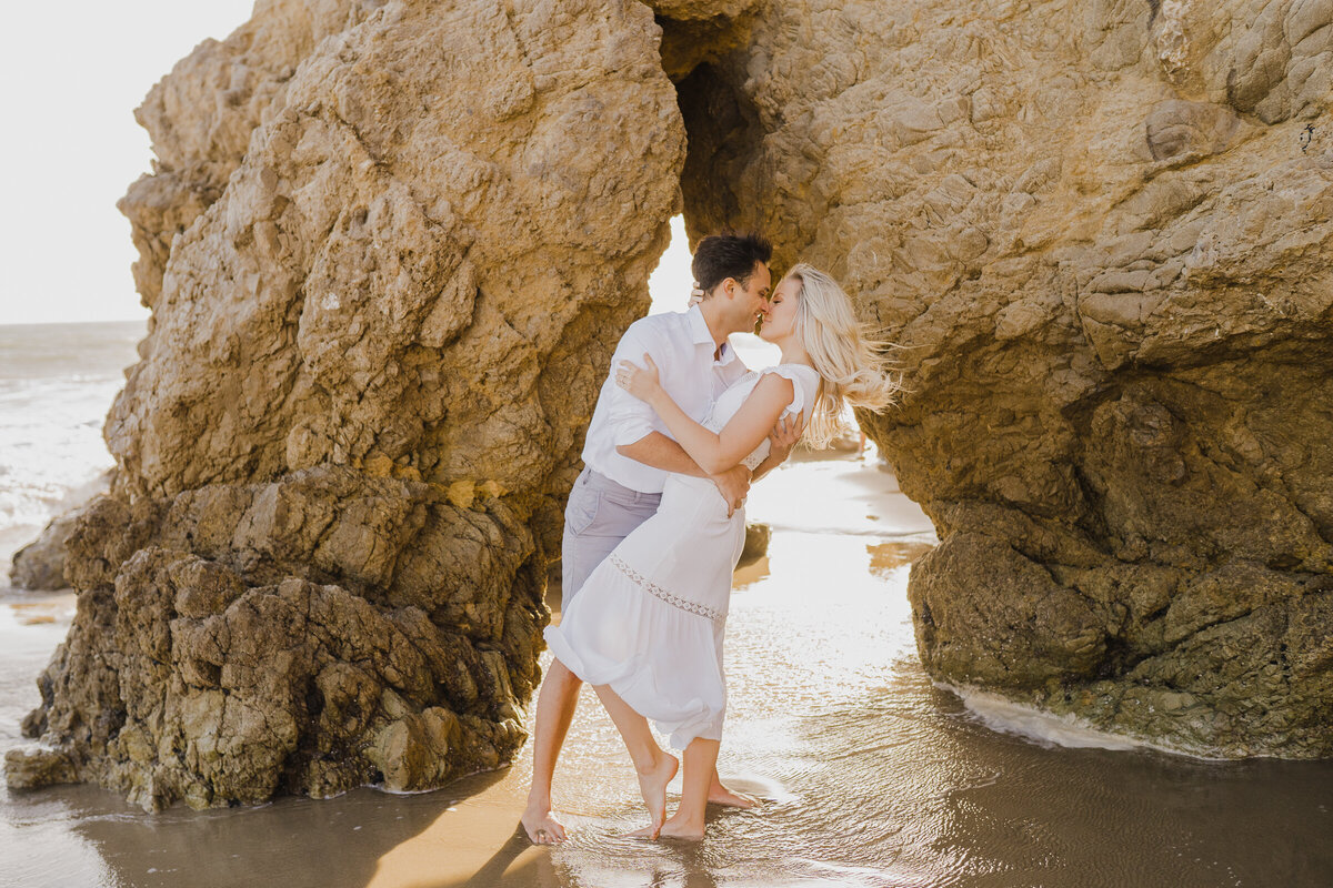 el-matador-beach-engagement-photos-3