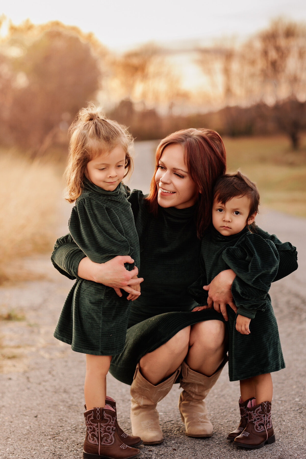 best Cave Springs family photographer, family portraits NW Arkansas, Bentonville baby photographer