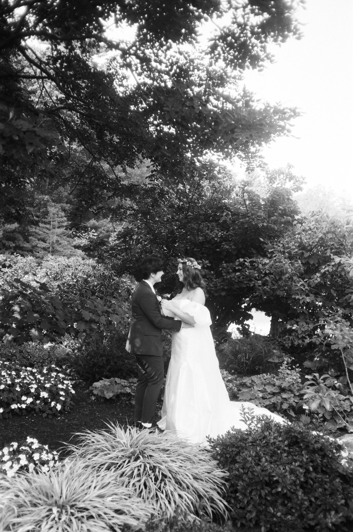 Wedding Photography NH | The Gardens At Uncanoonuc | Film Photography Wedding