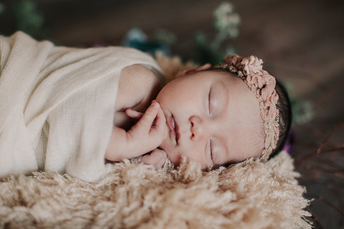 newborn-baby-girl-SHphotography-7