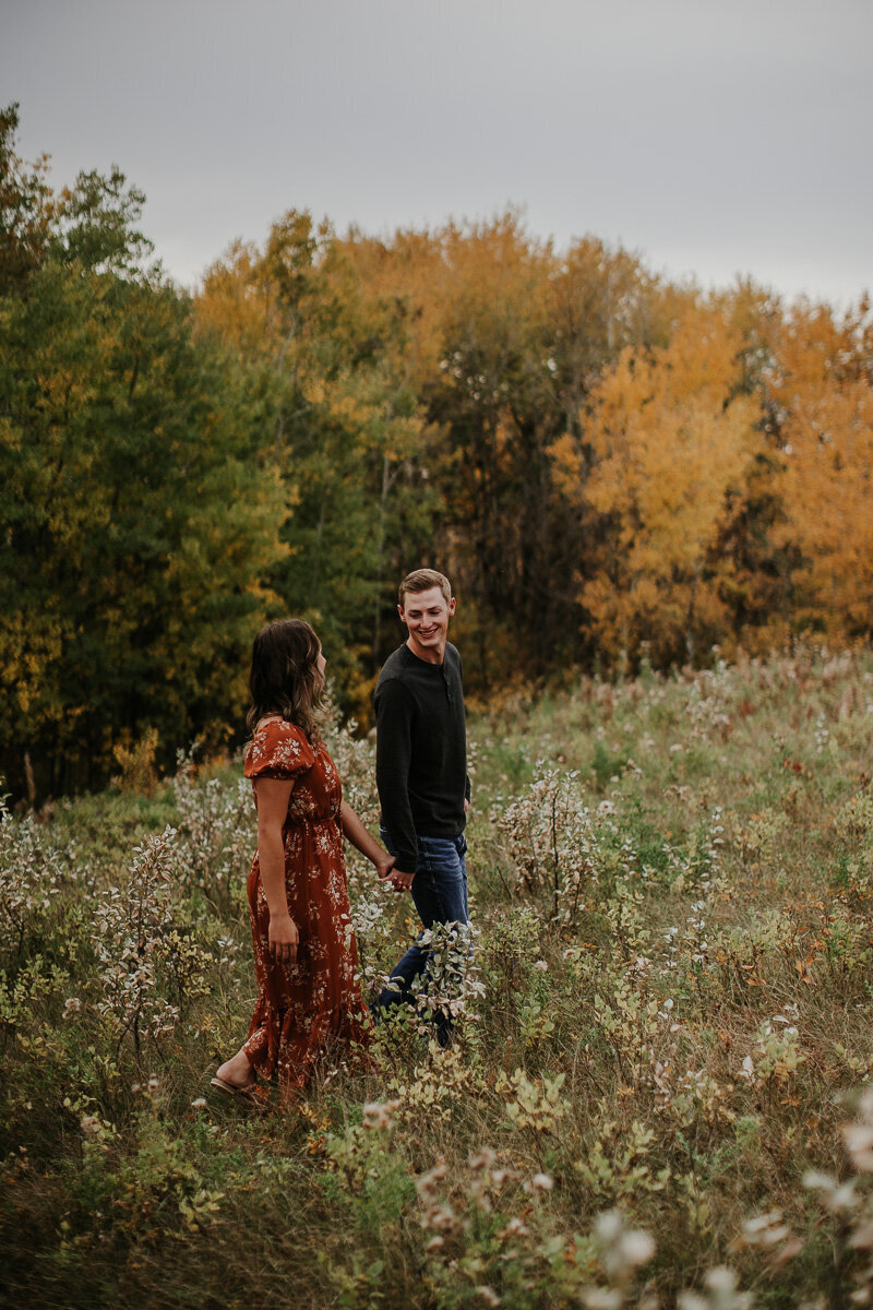 lumy+co_badlands-local-buffalo-jump-engagement-photographer