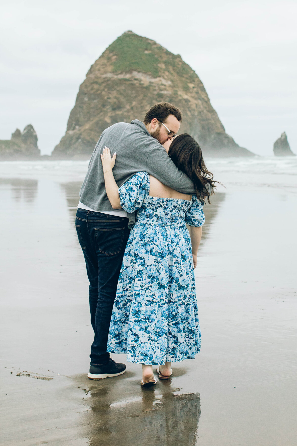 Eric-Amy-Cannon-Beach-Proposal-10