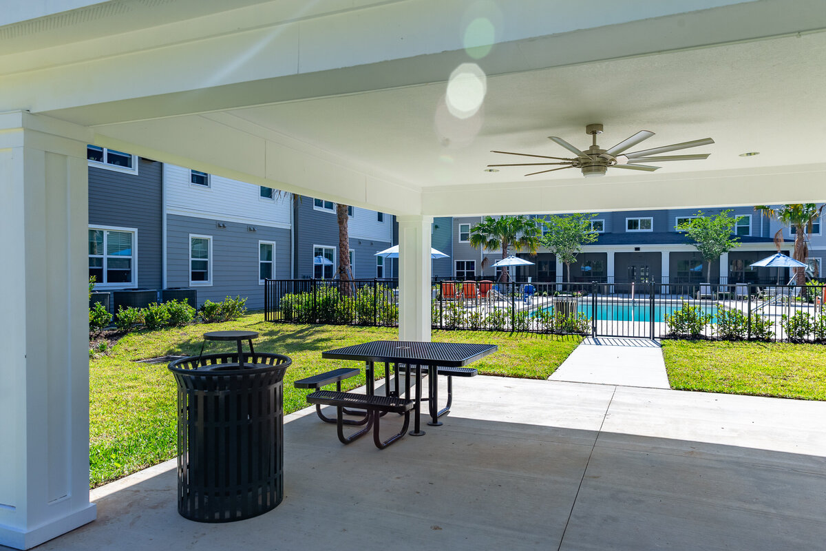 042324ROCHESTERPARK-17