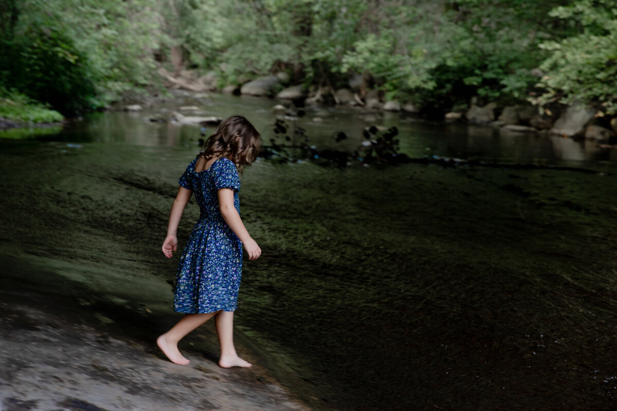girl-river-walk-water