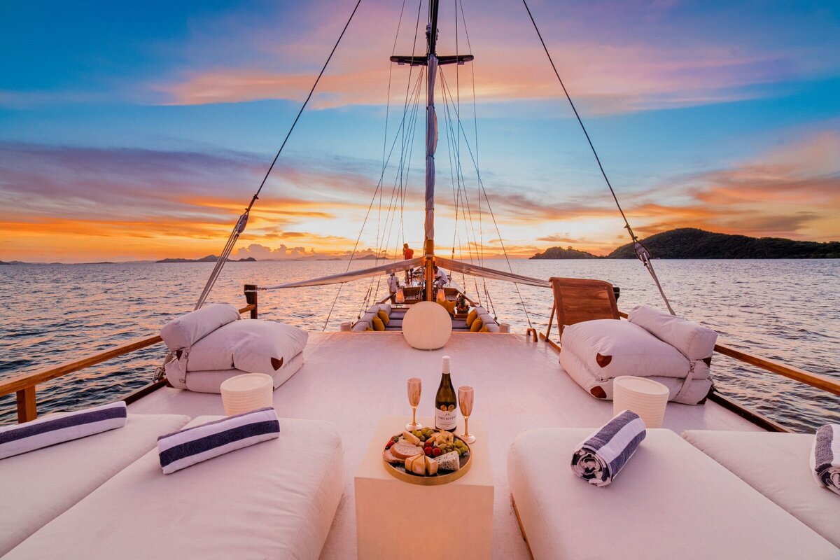 Samara-II-Luxury-Yacht-Indonesia