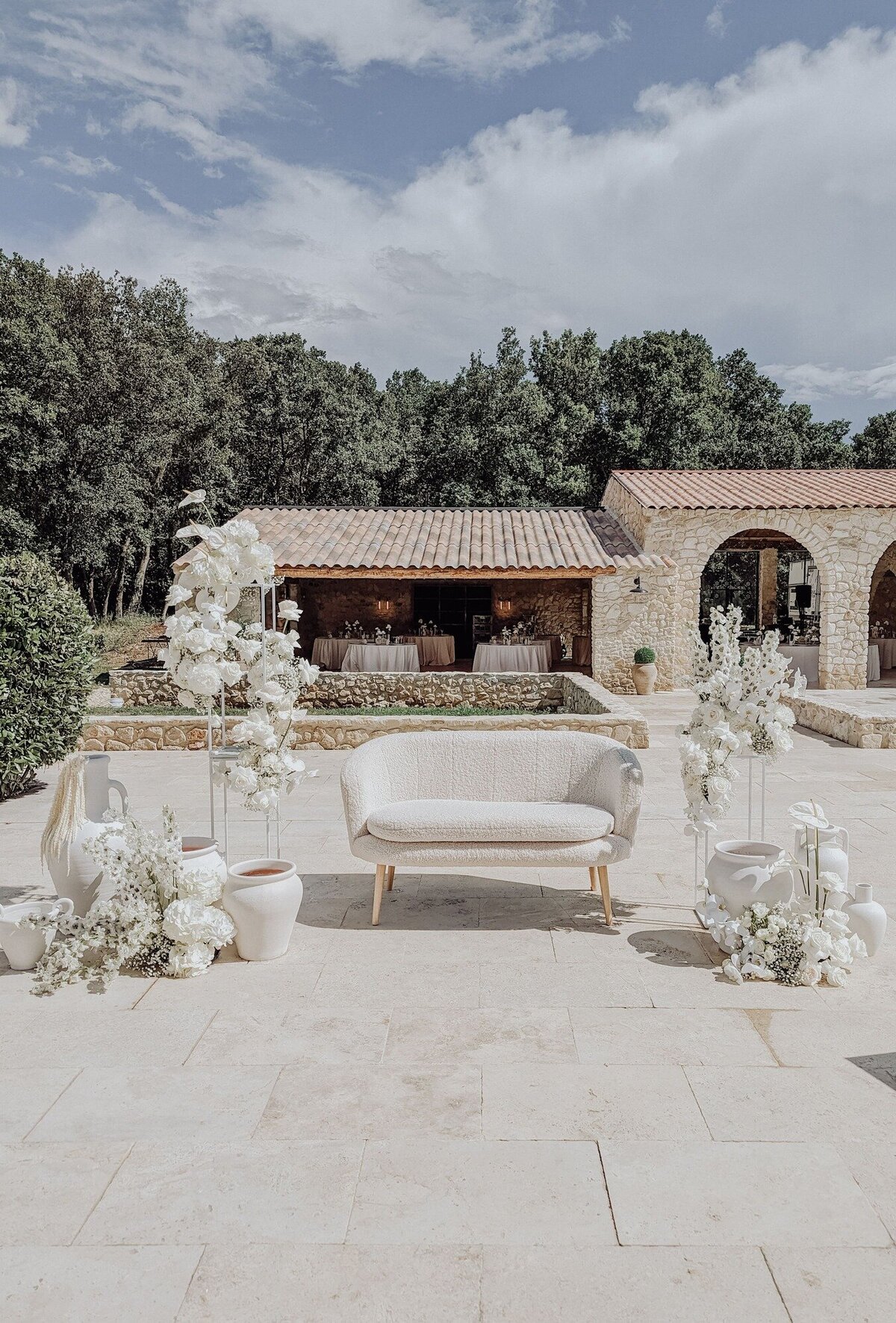 decoration-mariage-tout-en-blanc