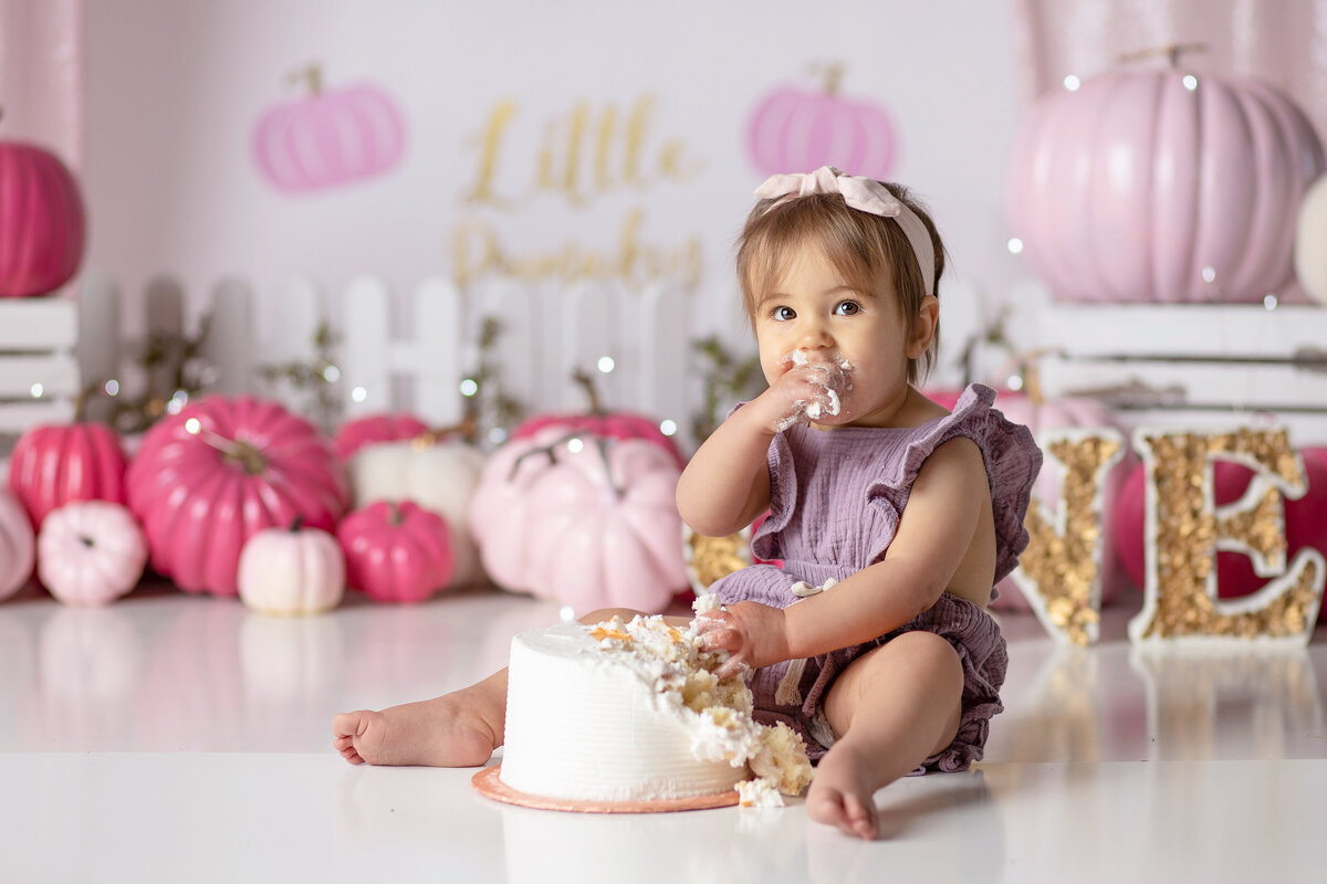 cake smash photography in Fayetteville Georgia