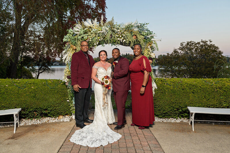 Detroit Wedding Photographer Victoria Wedding Chapel-189