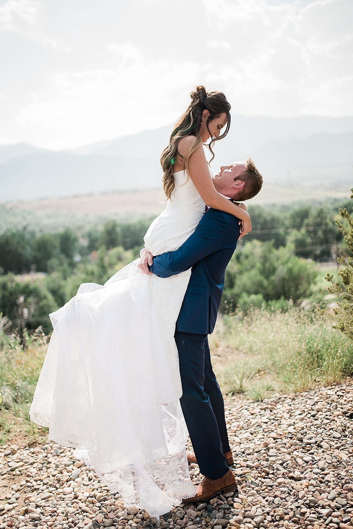 Colorad-Springs-Wedding-Couple-Photographer_0056