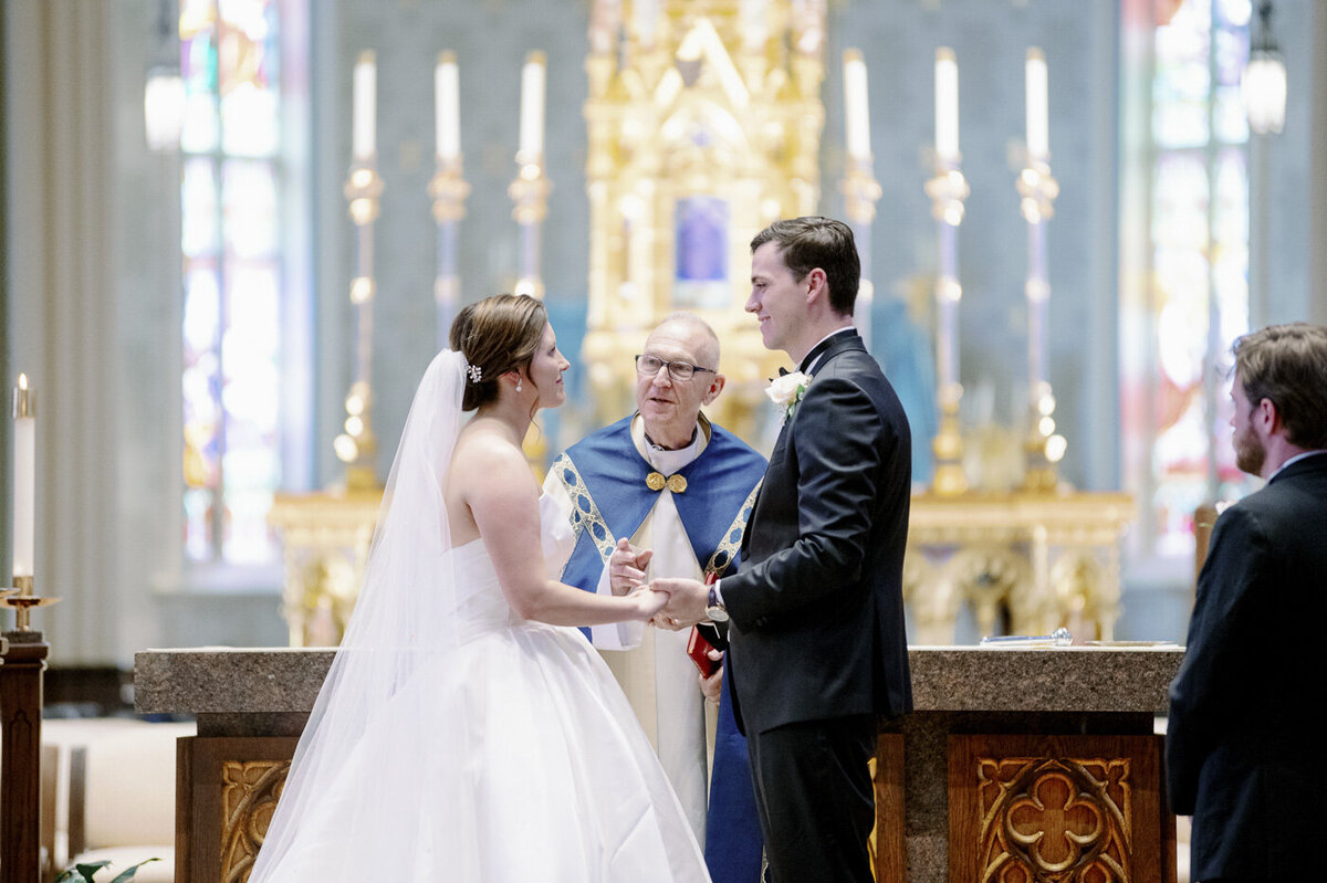 Notre-Dame-Smith-Ballroom-Summer-Wedding25
