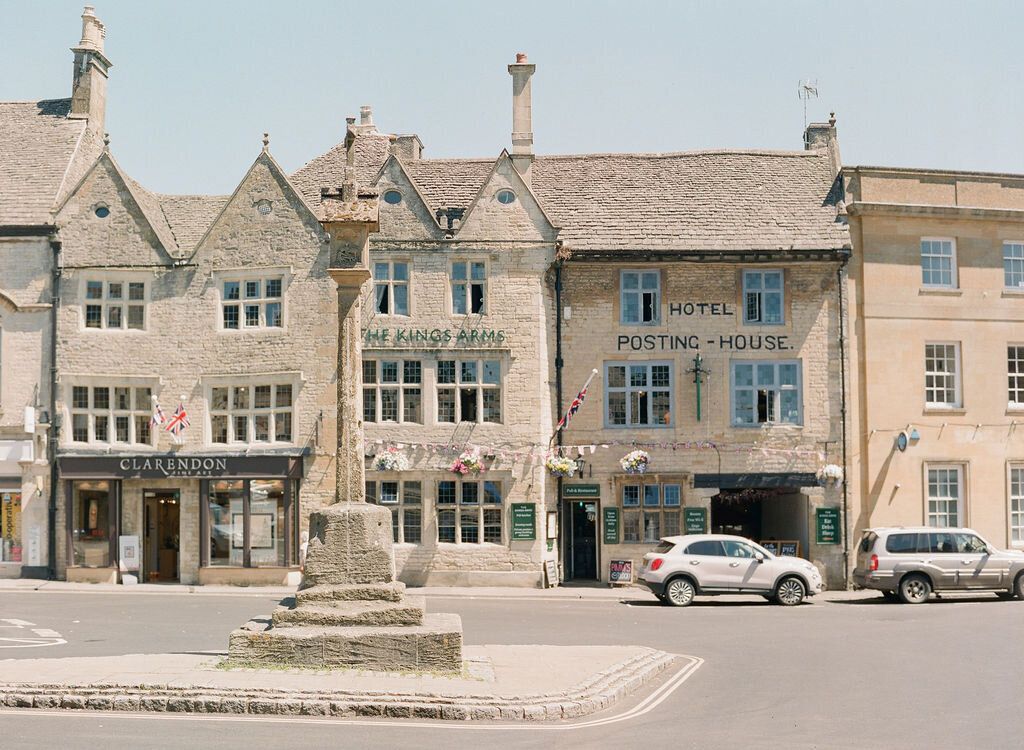 belle-vie-luxury-womens-retreat-cotswolds-england-1