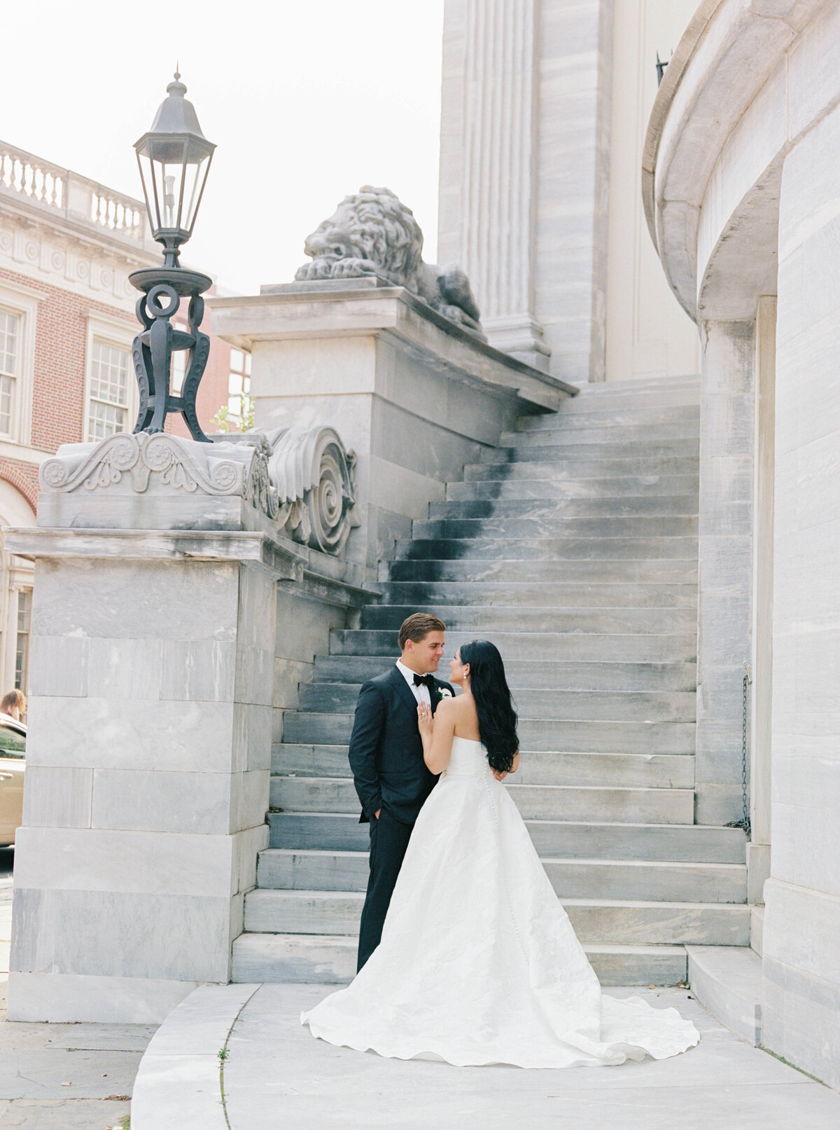 Philadelphia-Ritz-Carlton-Wedding-Bride-Groom-Photos_067