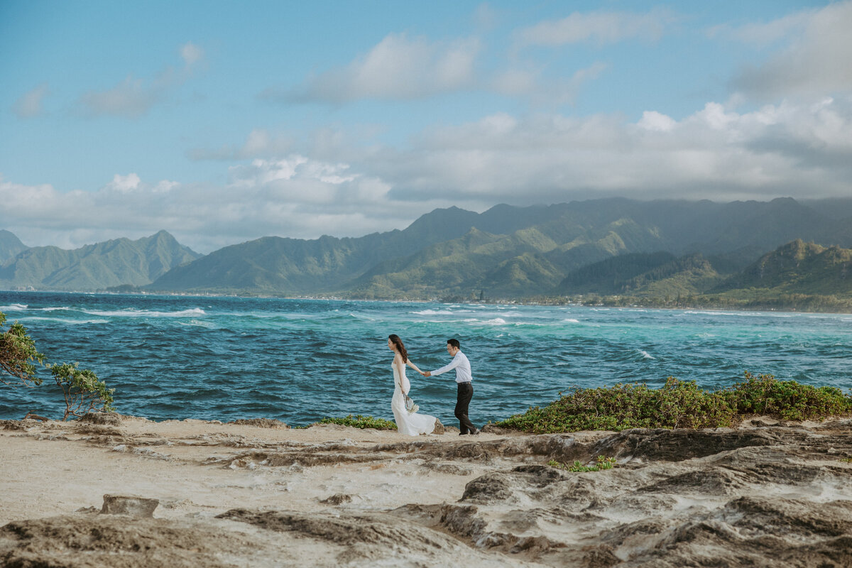 Elopement Photos in Oahu