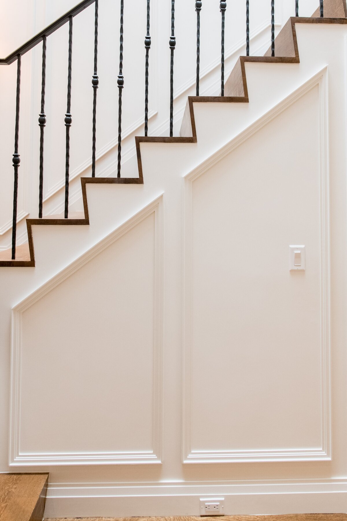 beacon-hill-staircase-millwork-iron-balusters