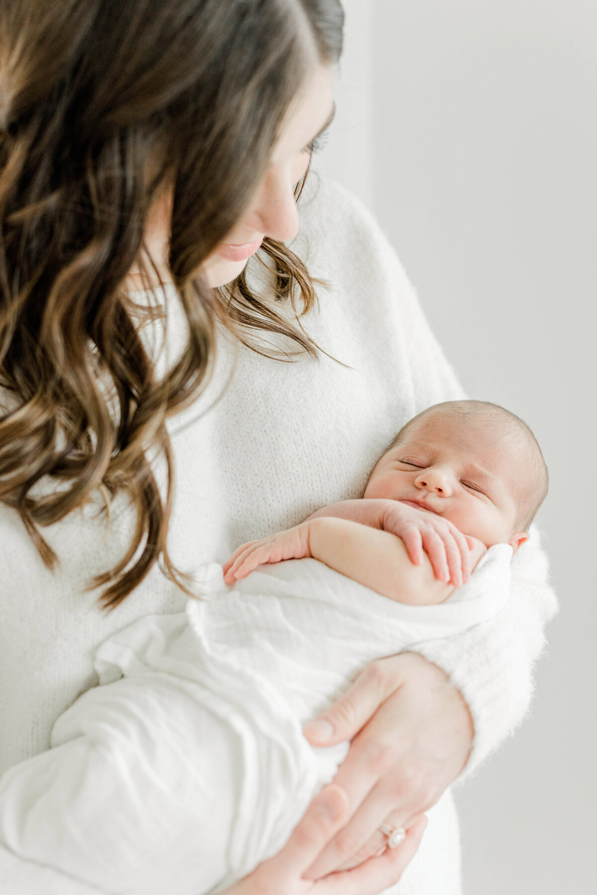 Minneapolis_Newborn_Natural_Light_Photographer (7)