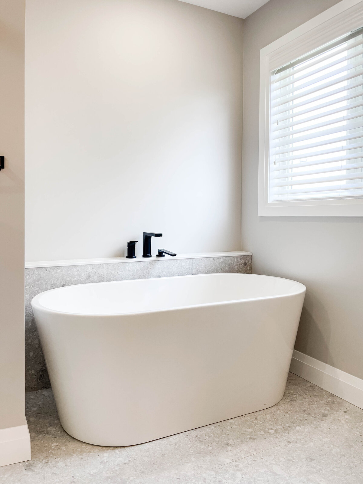 white-soaker-bathtub