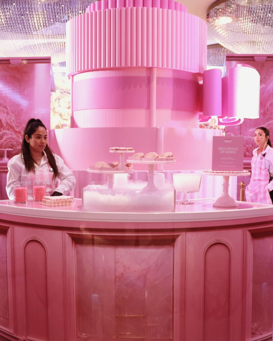 WedLuxe Show 2023 #Barbiecore Bakery pics by @WedLuxe3.png