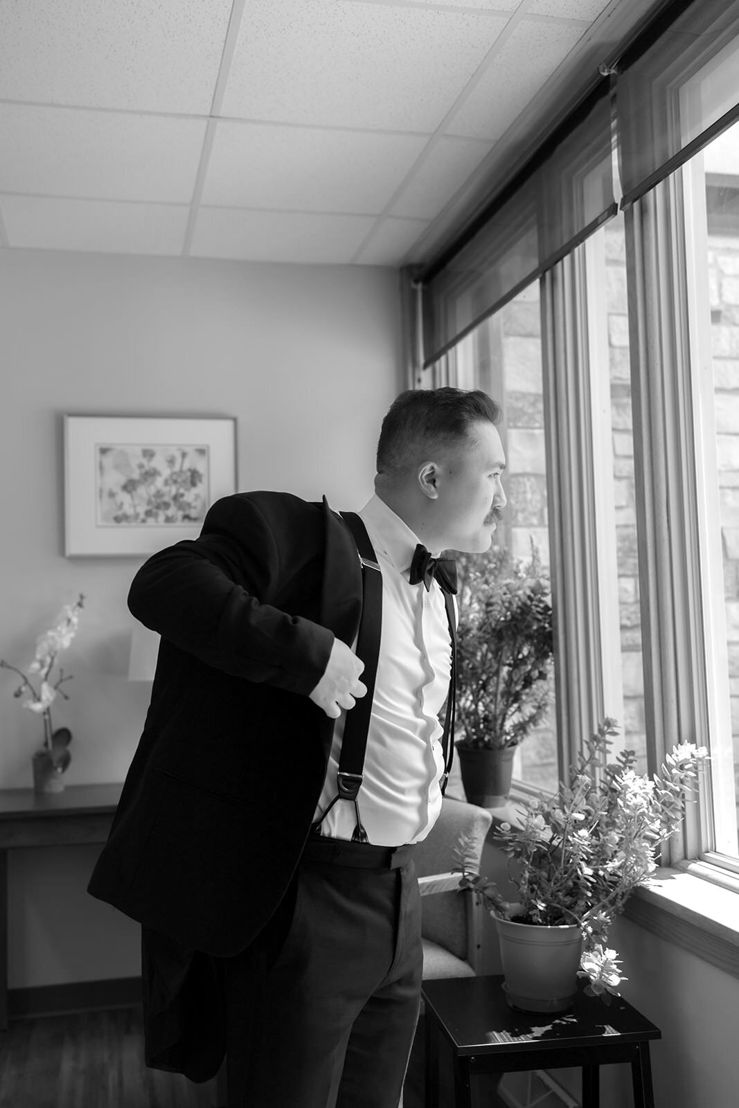 Traditional summer church wedding Rochester MN | Oduma photography -6