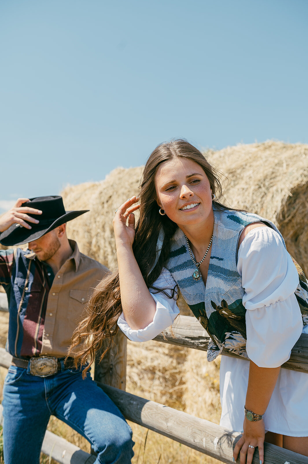 presley-gray-photo-haybale-forest-montana-elopement-7611-2