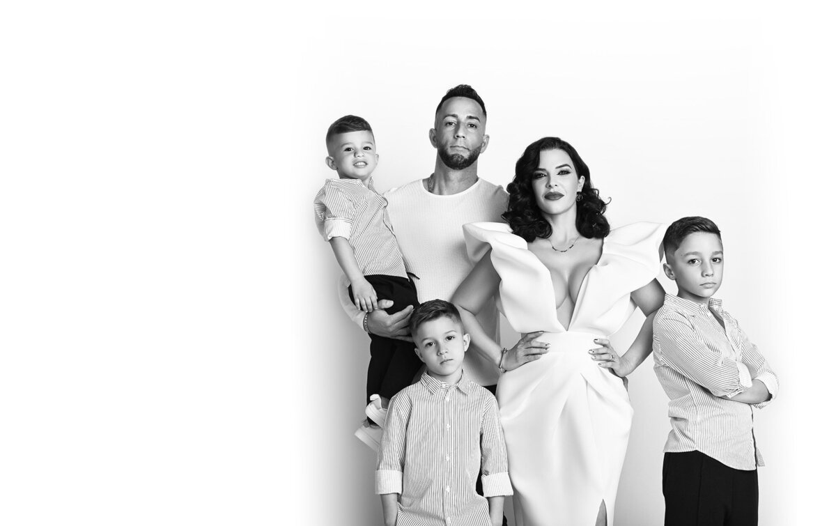 01L - High End Modern Portraits Miami