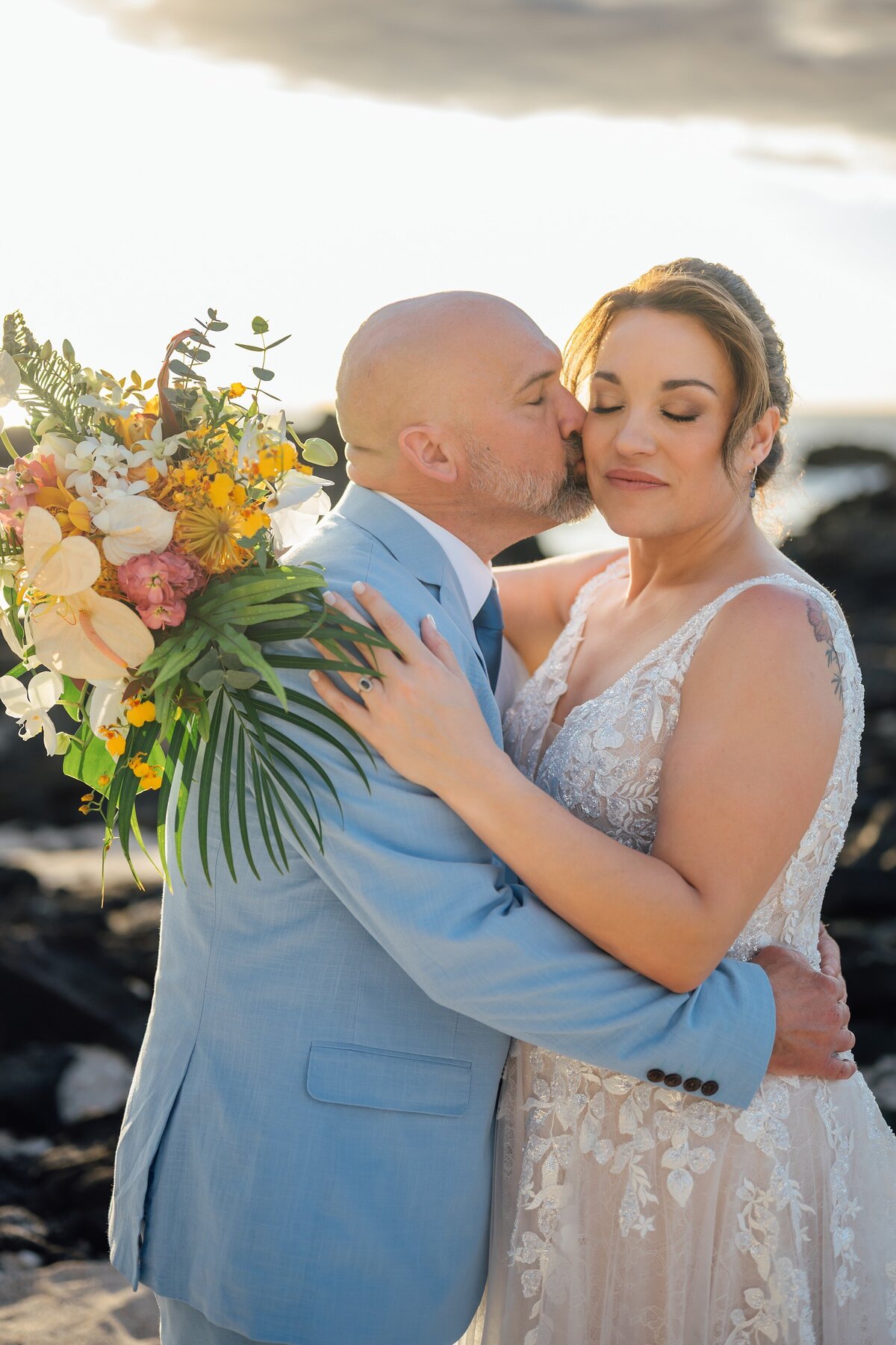 kikaua-point-beach-elopement_0119