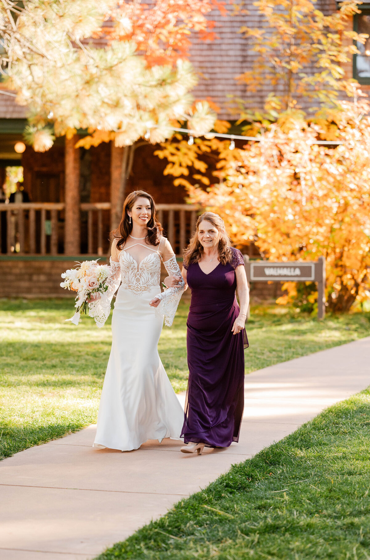 Valhalla Lake Tahoe Wedding Photos - GOT Photography, best wedding photographer Lake Tahoe, professional wedding photos