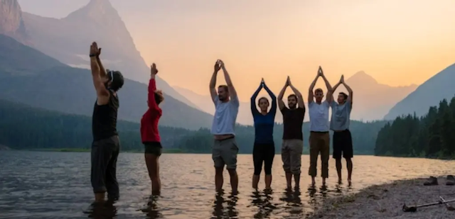 Practicing Tai Chi Gung outdoors infuses movements with nature’s life force (wind, sun, earth).