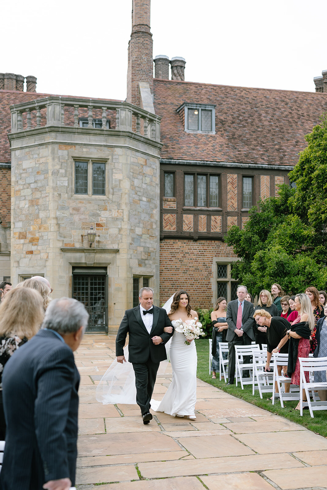 meadow_brook_hall_fall_wedding_loui_photography_michigan_wedding-39