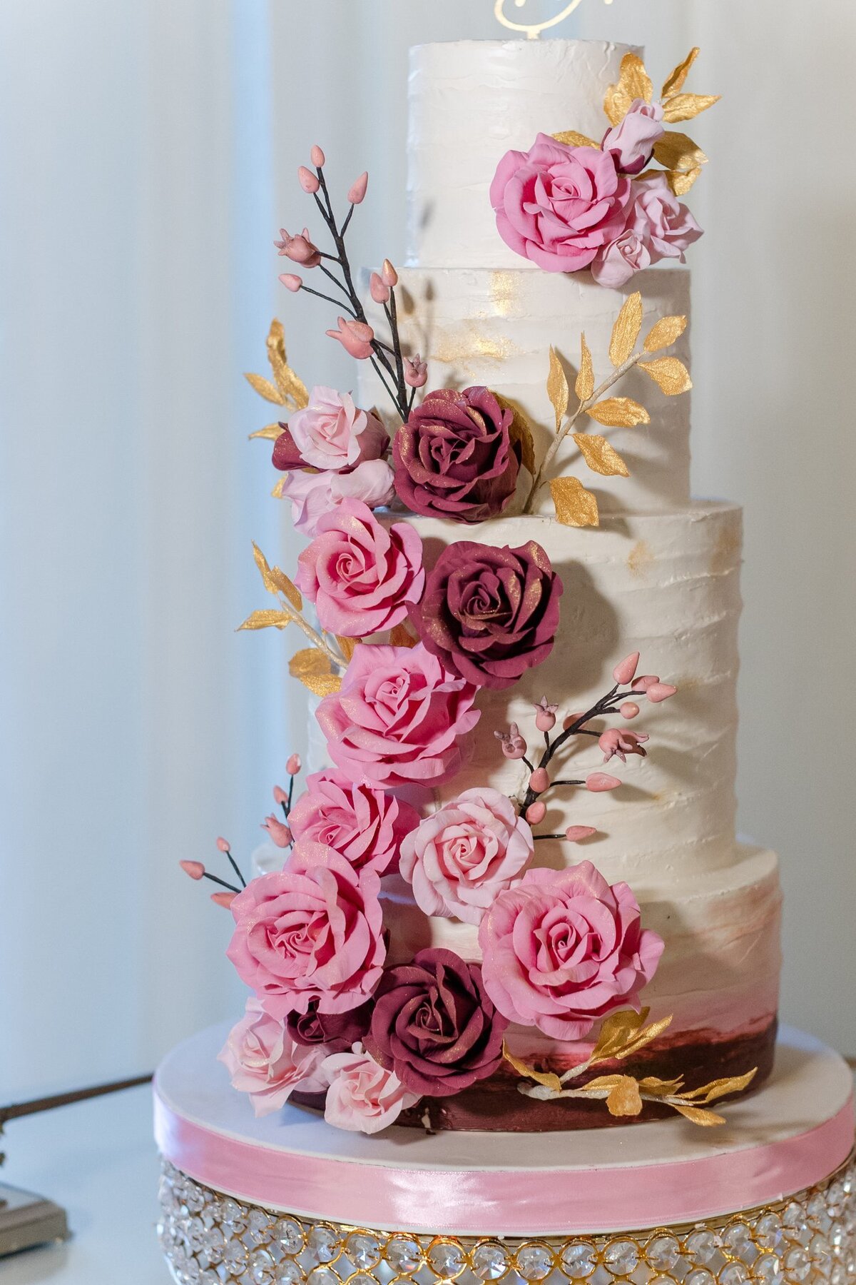 Pink-Burgundy-Rose-Wedding-Cake