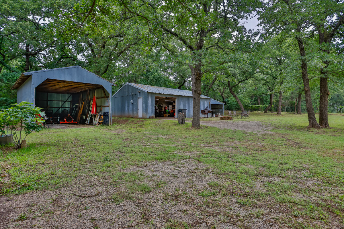 Texas country home with acreage