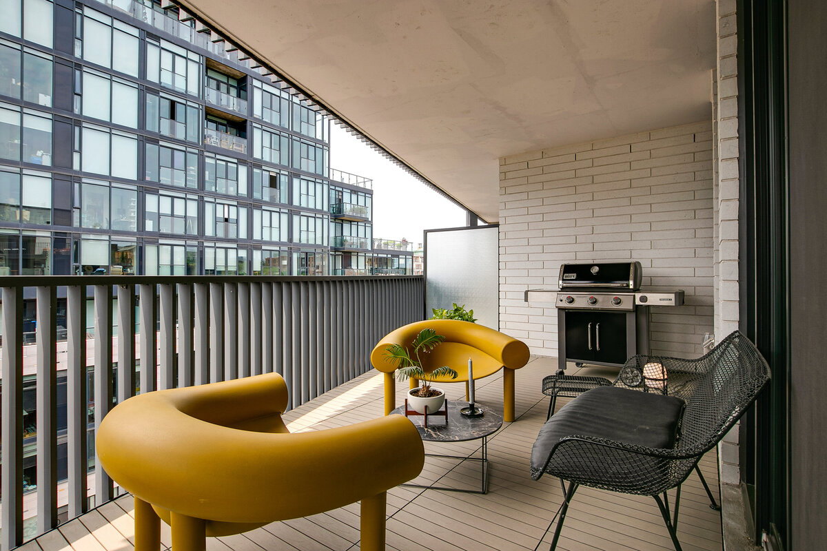 046_Balcony