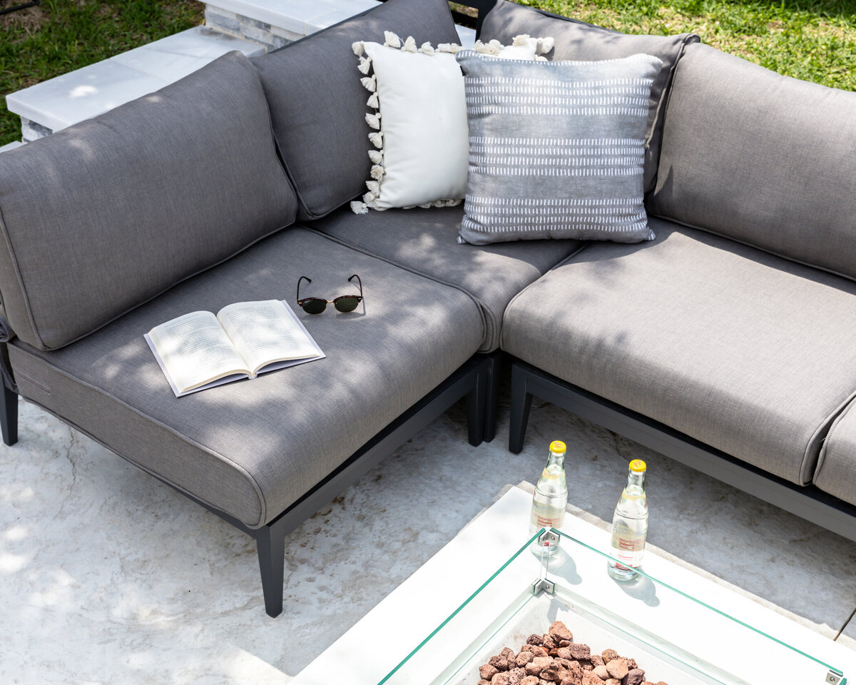 rebekah-nicole-interiors-shelly-outdoor-seating-dallas
