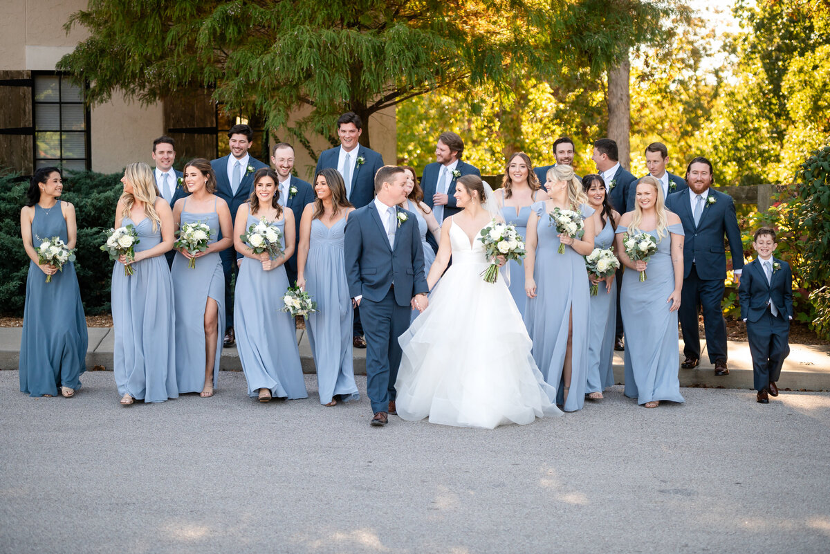 sarah-oberheim-photography-best-st-louis-wedding-photographer-near-me-silver-oaks-chateau-wedding-photographer12