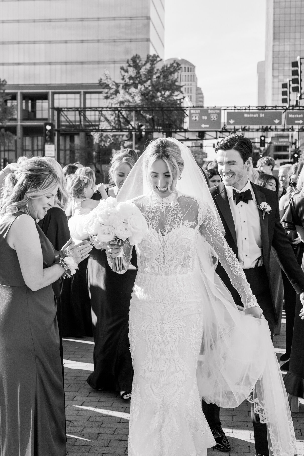 HiltonBallParkWedding_EmilieBrian_CatherineRhodesPhotography-47