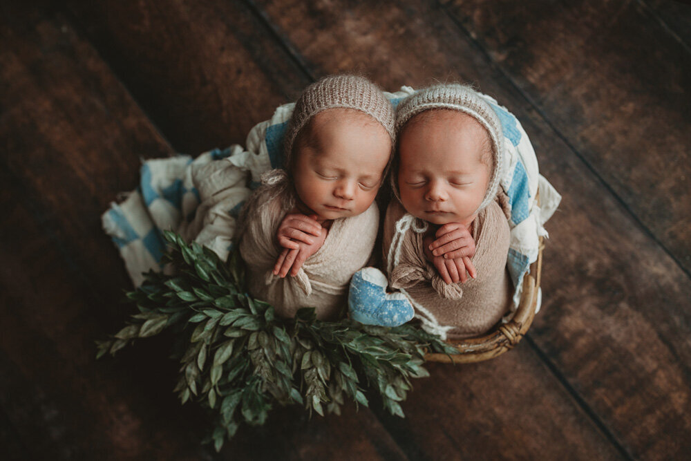 Lindstrom Minnesota Newborn Photographer19