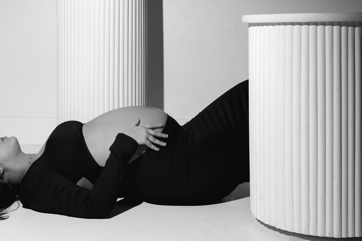 Fine art maternity photography, elegant maternity portraits, Dallas Maternity photographer, Tulsa Maternity photographer 