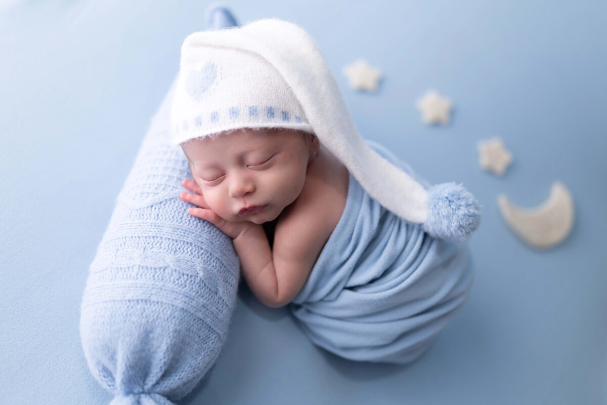 baby-boy-newborn-session-maple-grove