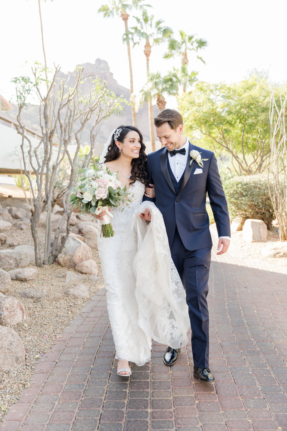 Shelby-Lea-Scottsdale-Arizona-Wedding-Photography18