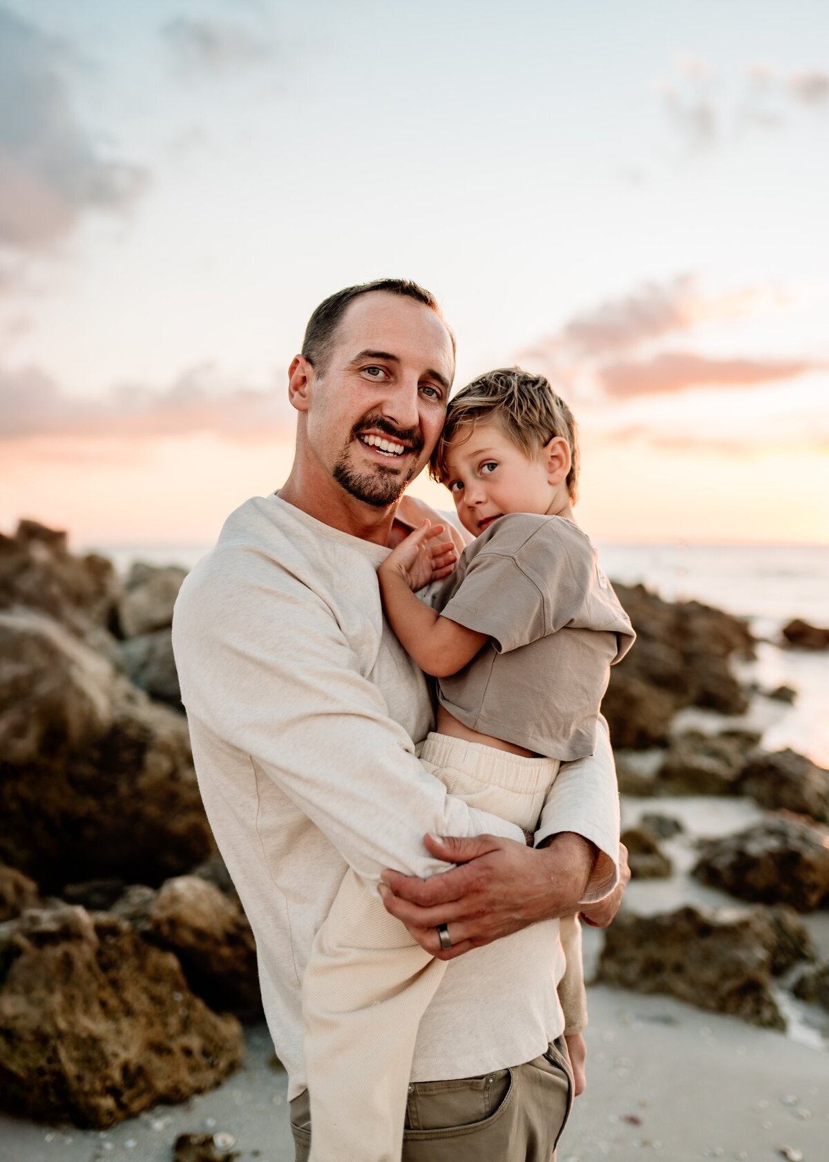 Chasing Creative Family Portraits 2024-90