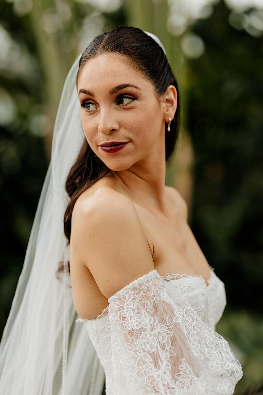 wilman-botanical-gardens-downtown-chicago-wedding-modern-027