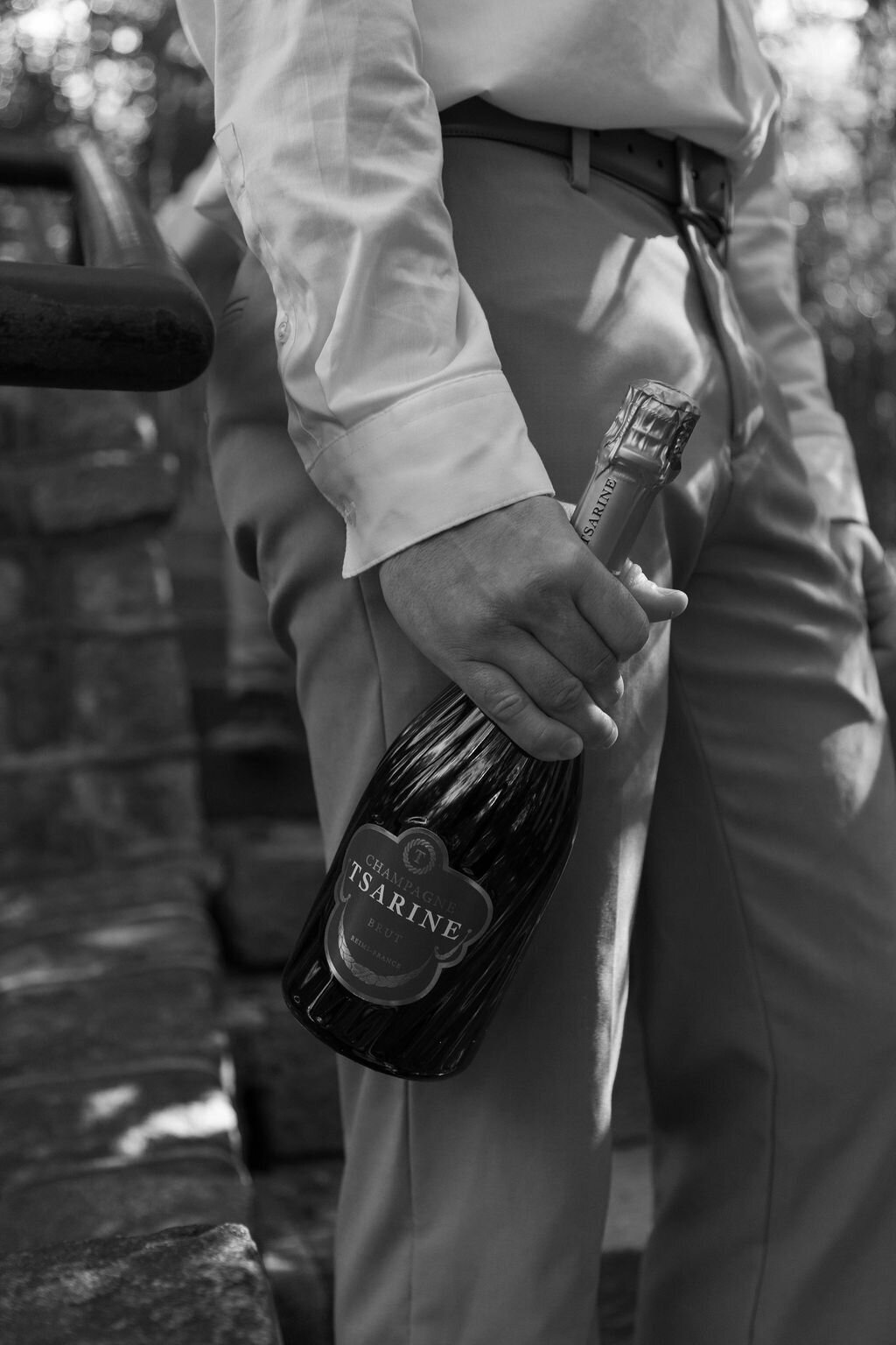 meredith-michel-photography-black-and-white-champagne-bottle-detail-richmond-va