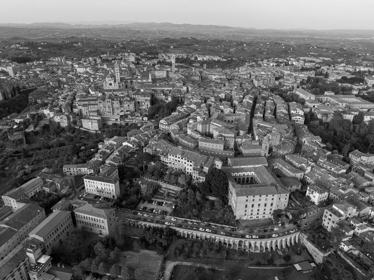 Shelby-and-Brenden_Villa-Cetinale_Italy_Redamancy-Photo-and-Film_0004_websize