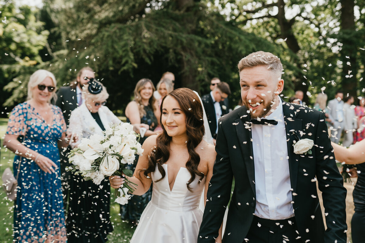 grace-dove-photography-eastington-park-wedding (53)