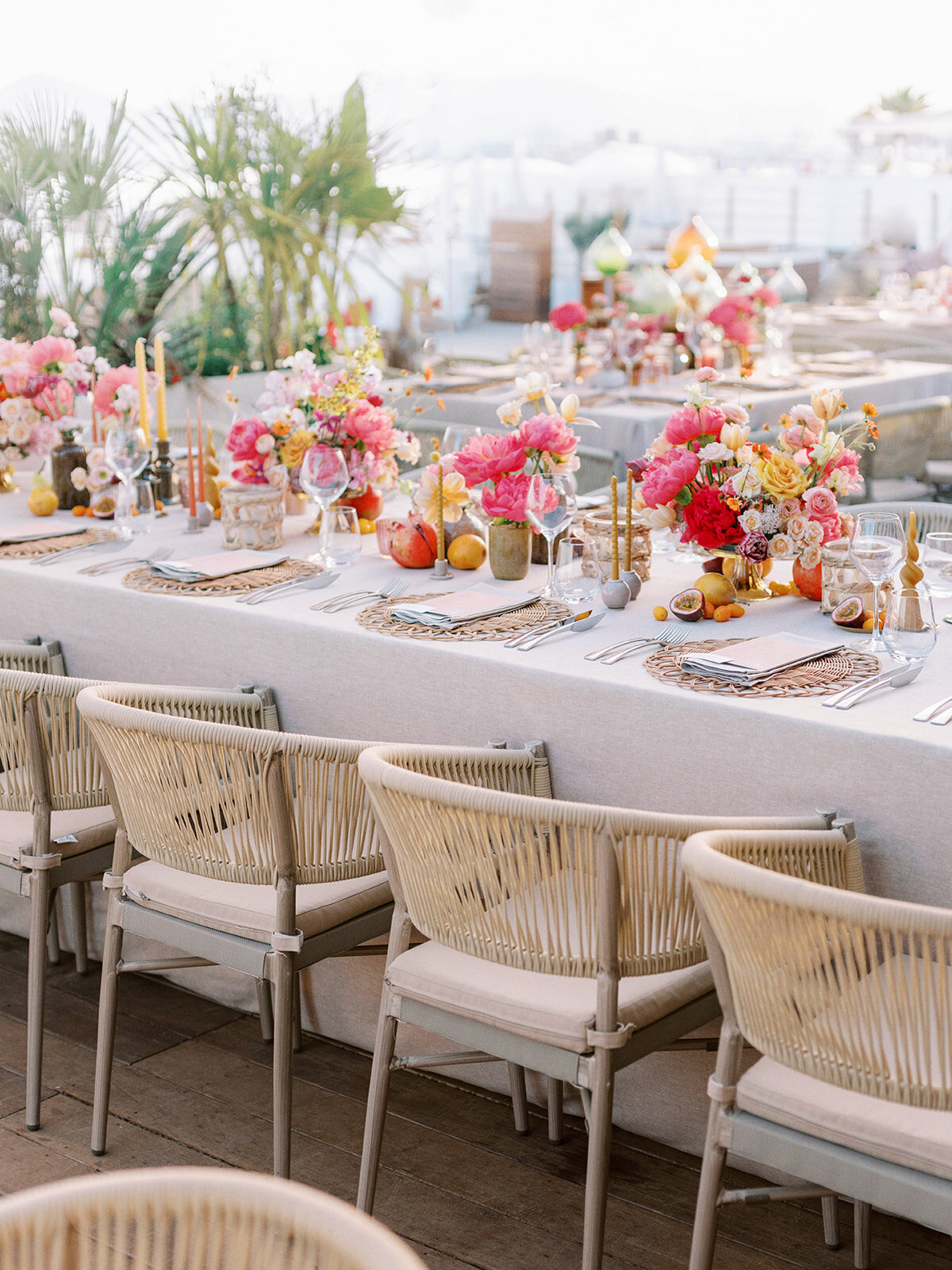 Cannes-beach-pre-wedding-party-by-Julia-Kaptelova-Photography-007