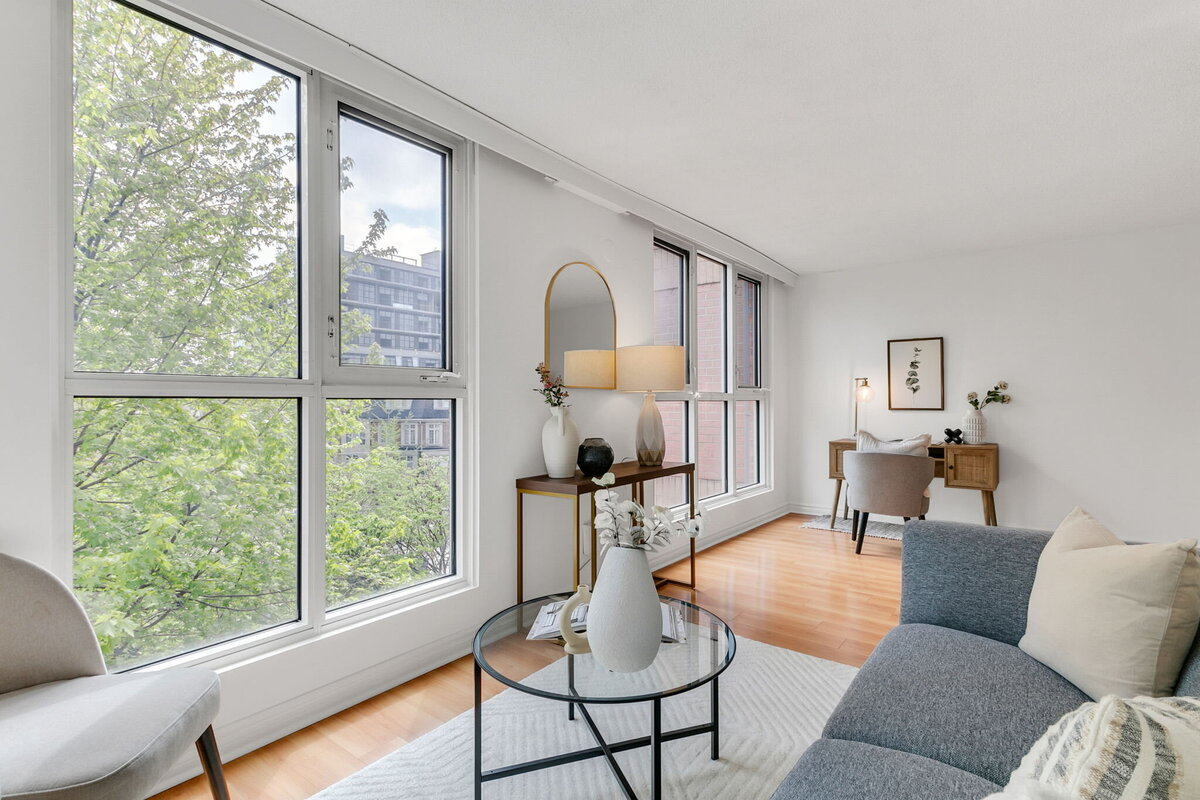 11-web-or-mls-8_004_Living Room