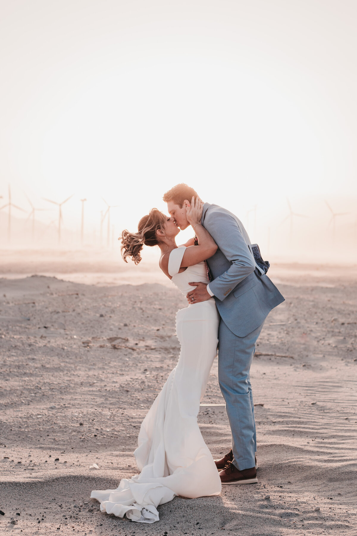 Palm Springs California elopement photographer and planner.  Specializing in all inclusive elopement packages. 