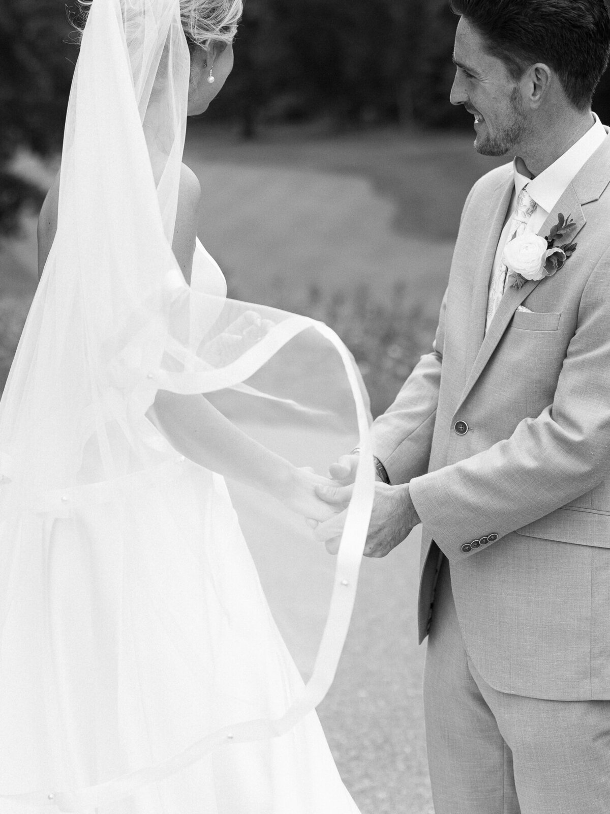 grand rapids wedding photographer